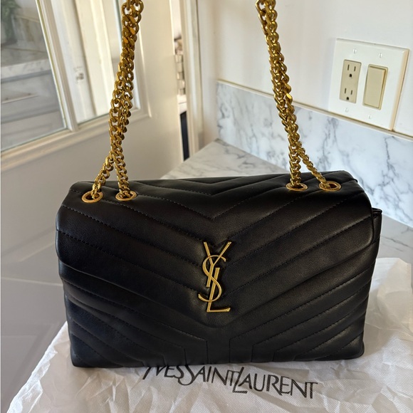Yves Saint Laurent Black Chevron Shoulder Bag with Gold Chain - Picture 1 of 8